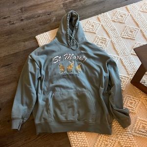 Brandy Melville sweatshirt